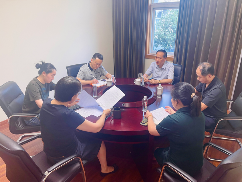 把脈市場動態(tài)，明確未來發(fā)展方向——董事長一行赴建華進出口貿(mào)易有限公司調(diào)研