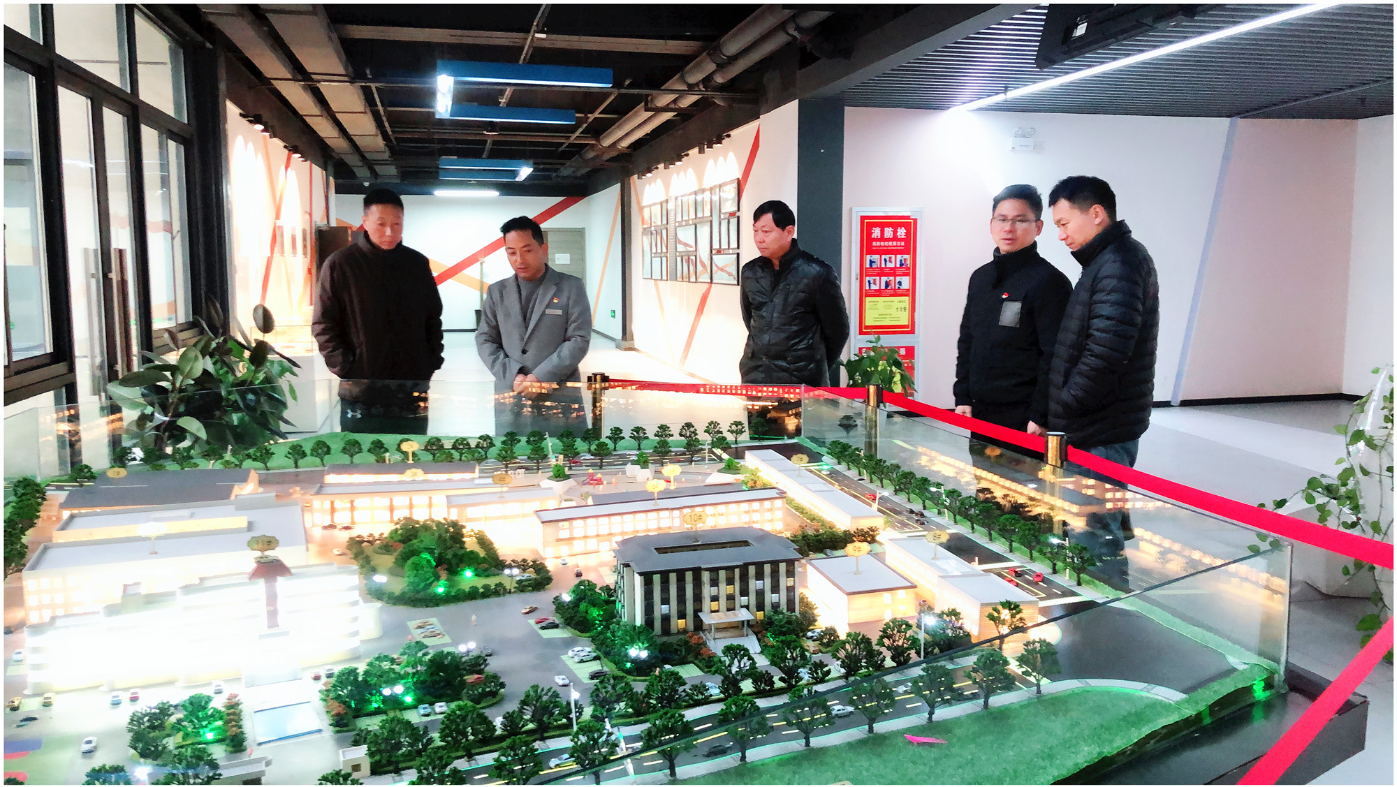 廬陽區(qū)政協(xié)黨組成員、秘書長尹楊 蒞臨廬陽建華文創(chuàng)園調(diào)研指導(dǎo)