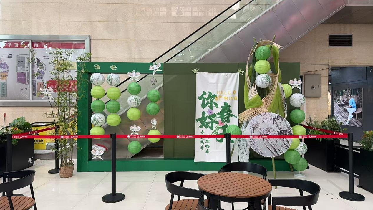 錢江商城煥新顏，春日美陳顯活力