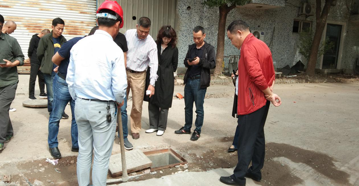 建華科技產(chǎn)業(yè)園“污水零直排”              推進(jìn)工作，實(shí)地勘察2.png